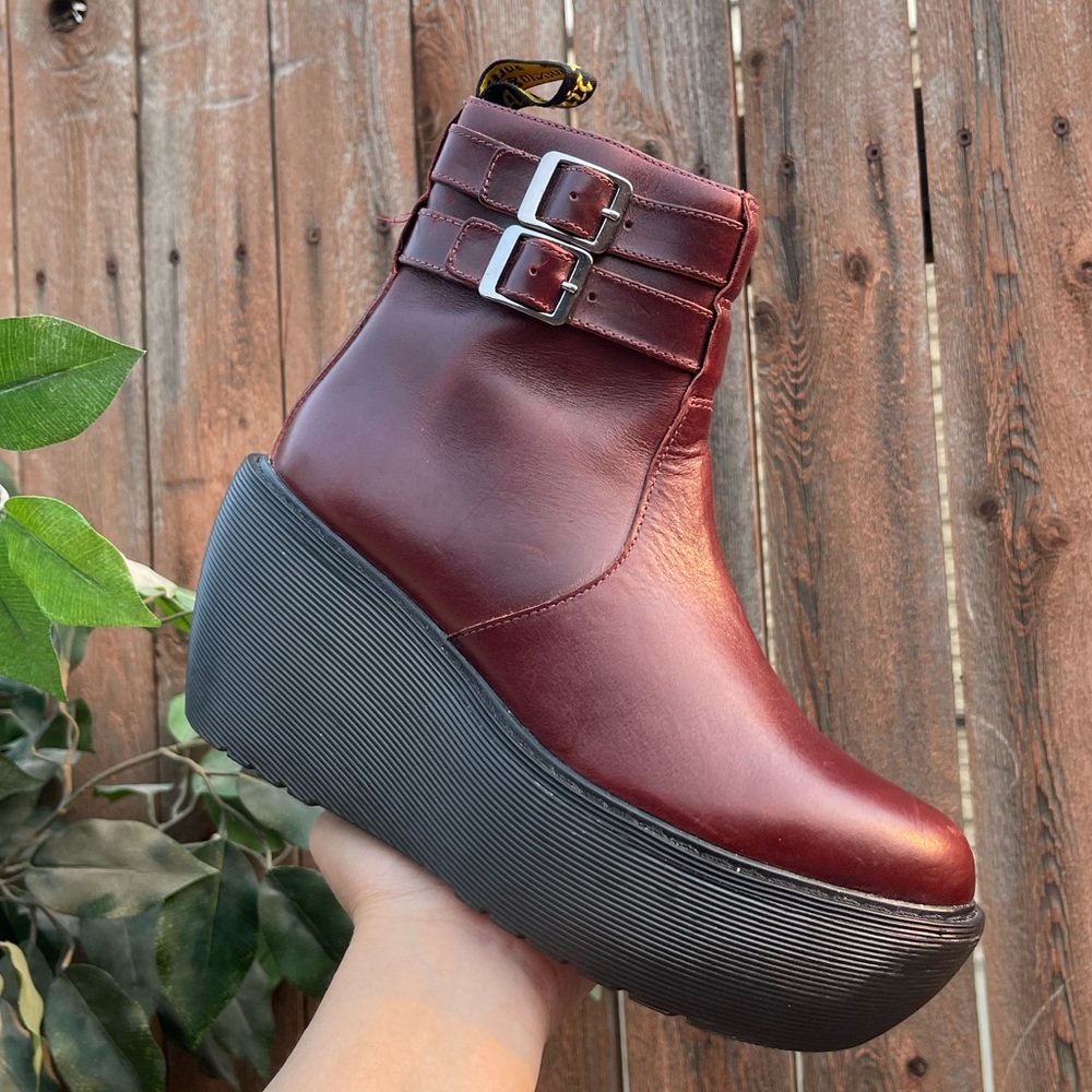 Dr. Martens Caitlin platform boots Us 6 - Picture 11 of 11